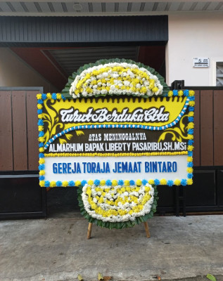 Papan Bunga Duka di Rikit Gaib